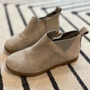 Girls TOMS Chelsea boots: size 1